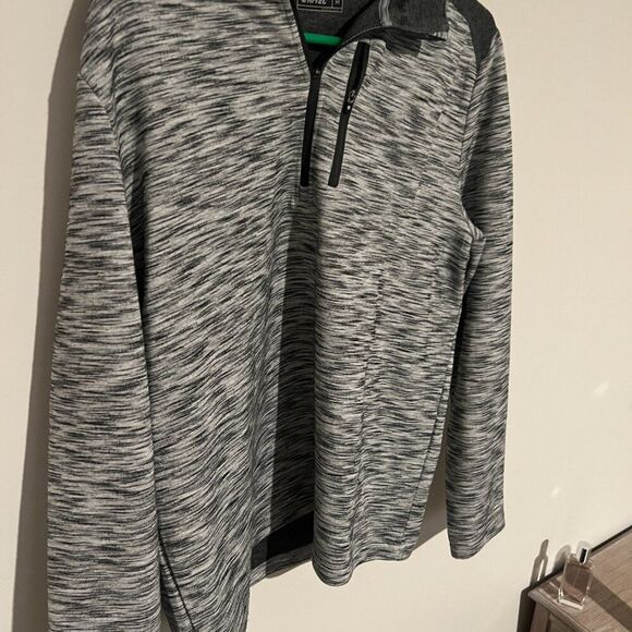 Hi-Tec medium pullover - Picture 3 of 8